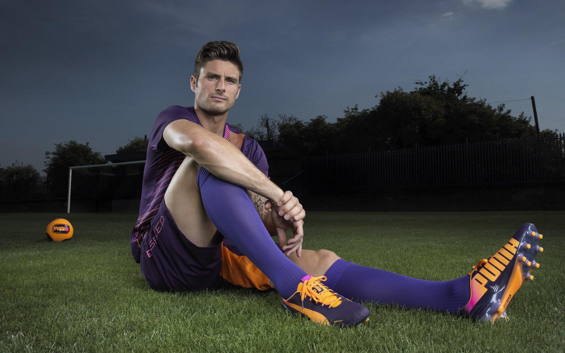 尤文后卫凯利,聚光灯外的声音,一次难得的自我讲述