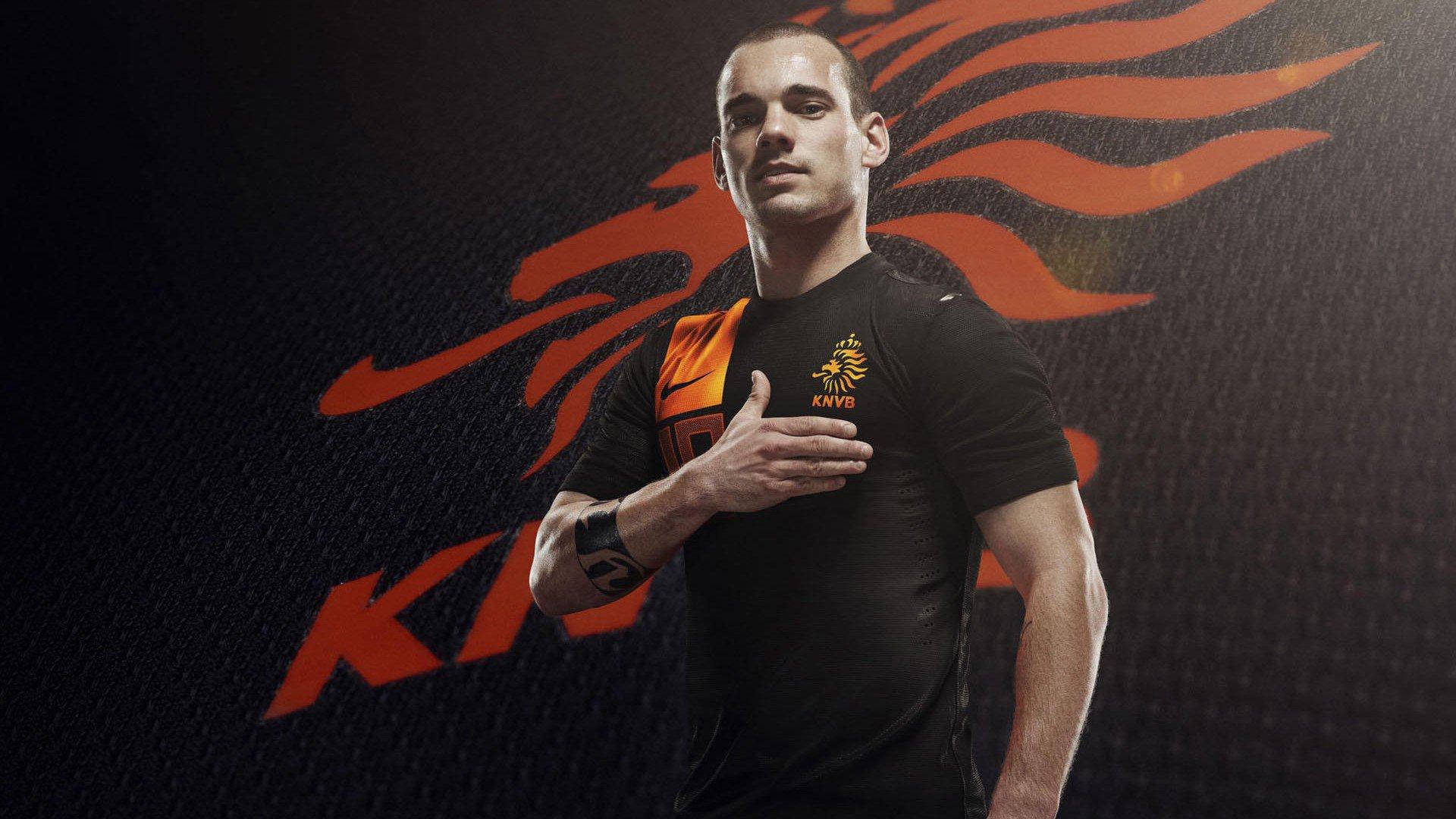 博尼盛赞迪马尔科,他的传球总能找到正确路径 米兰德比是永恒的战斗